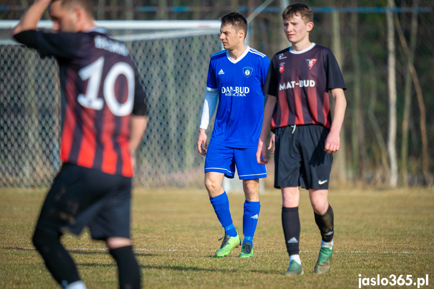 Tempo Nienaszów - Beskid Posada Górna 4:0