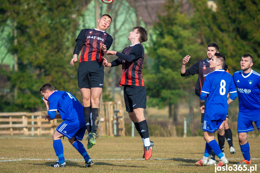 Tempo Nienaszów - Beskid Posada Górna 4:0