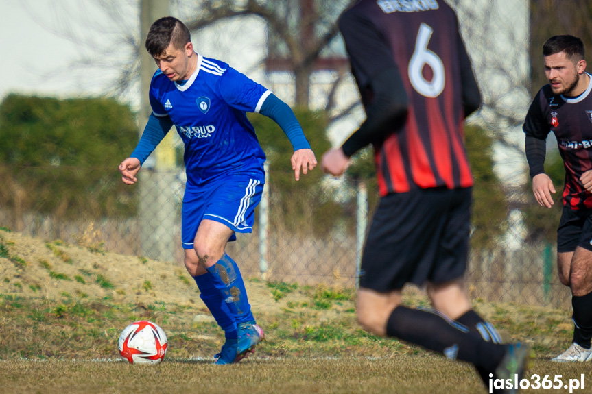 Tempo Nienaszów - Beskid Posada Górna 4:0