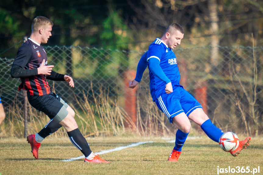 Tempo Nienaszów - Beskid Posada Górna 4:0