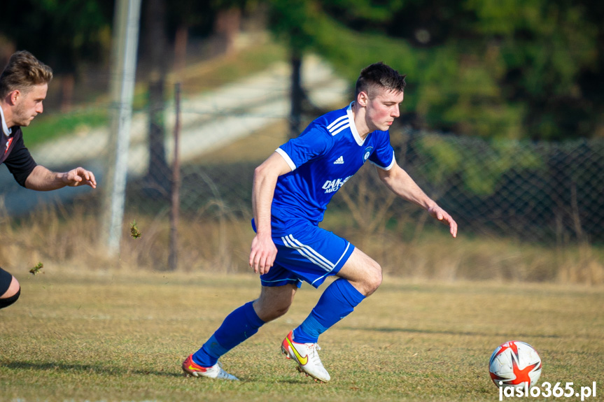 Tempo Nienaszów - Beskid Posada Górna 4:0