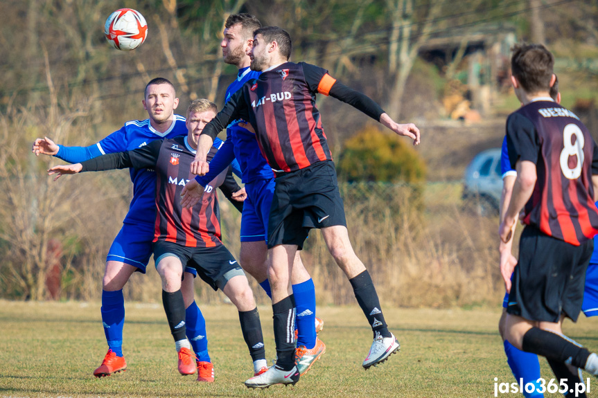 Tempo Nienaszów - Beskid Posada Górna 4:0