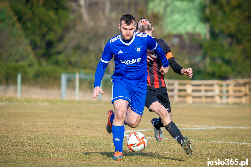 Tempo Nienaszów - Beskid Posada Górna 4:0