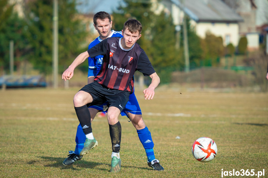 Tempo Nienaszów - Beskid Posada Górna 4:0