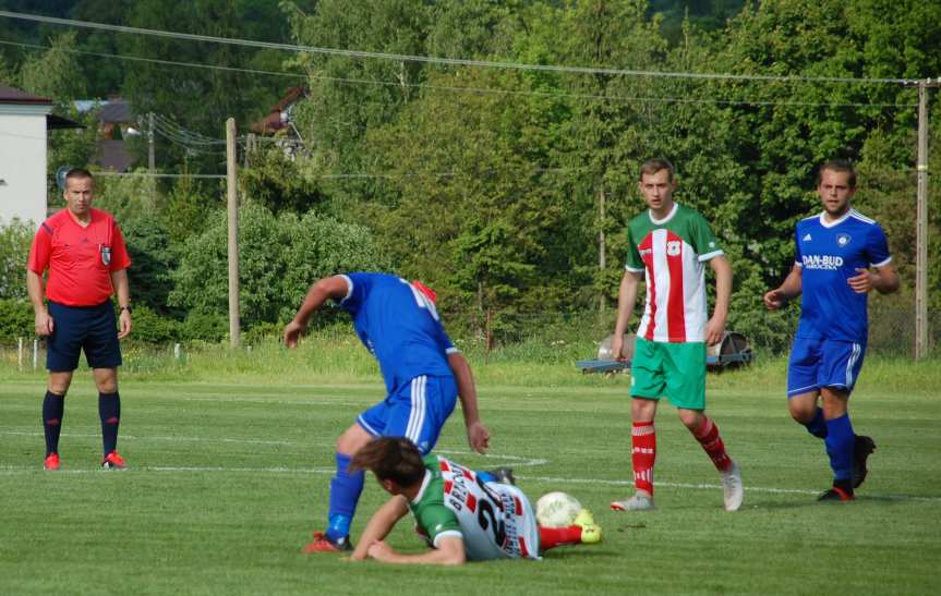 Tempo Nienaszów - Brzozovia Brzozów 3-3