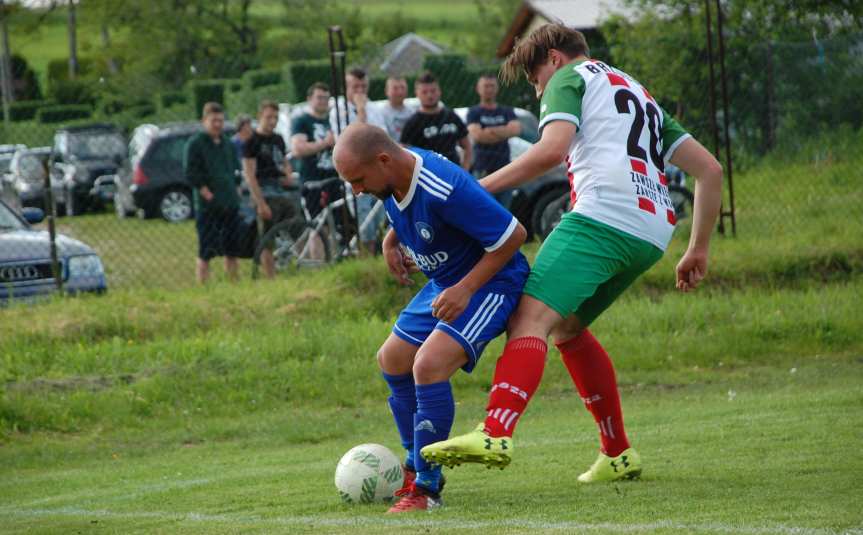 Tempo Nienaszów - Brzozovia Brzozów 3-3