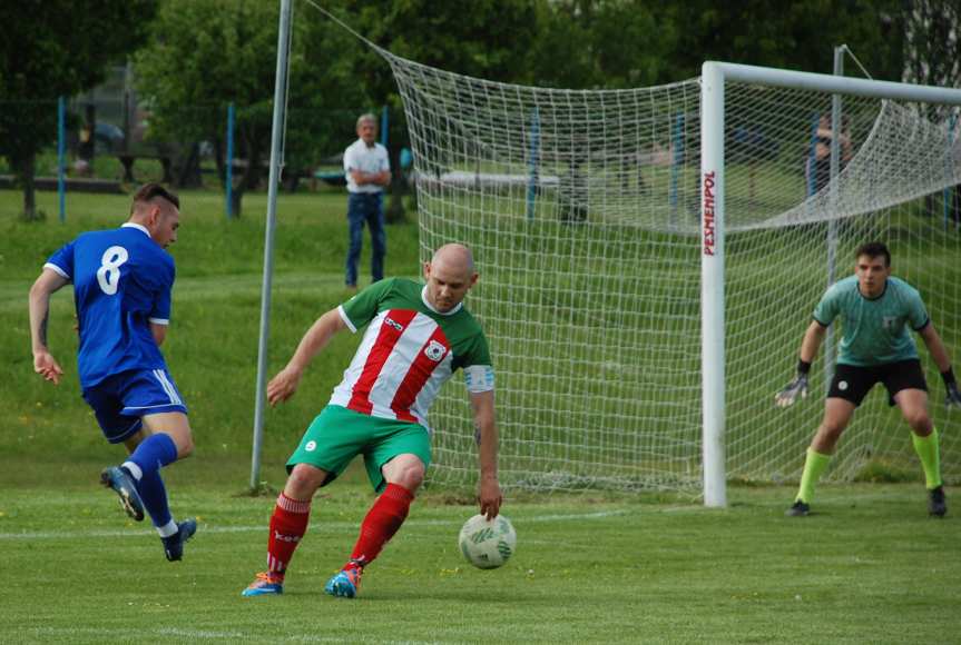 Tempo Nienaszów - Brzozovia Brzozów 3-3