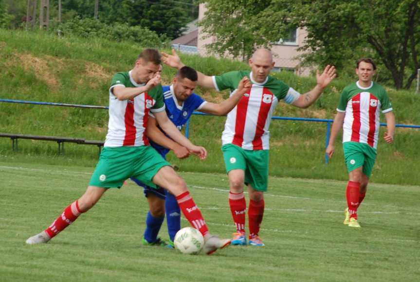 Tempo Nienaszów - Brzozovia Brzozów 3-3