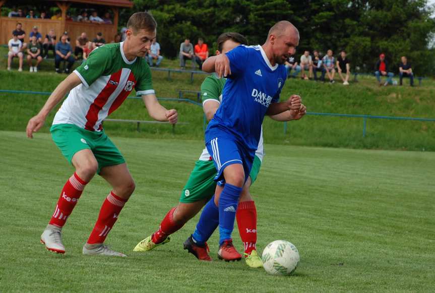 Tempo Nienaszów - Brzozovia Brzozów 3-3