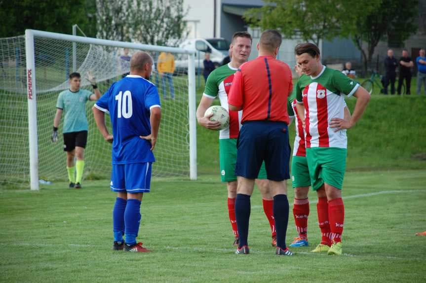 Tempo Nienaszów - Brzozovia Brzozów 3-3