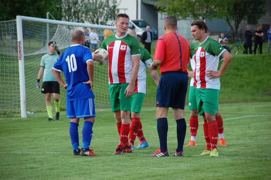 Tempo Nienaszów - Brzozovia Brzozów 3-3