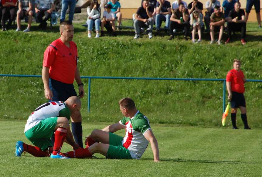 Tempo Nienaszów - Brzozovia Brzozów 3-3