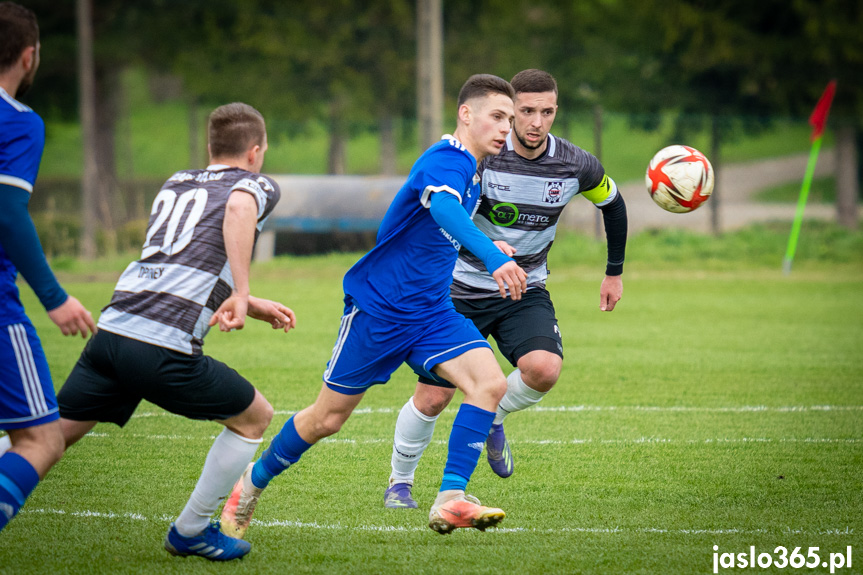 Tempo Nienaszów - Czarni 1910 Jasło 1:3