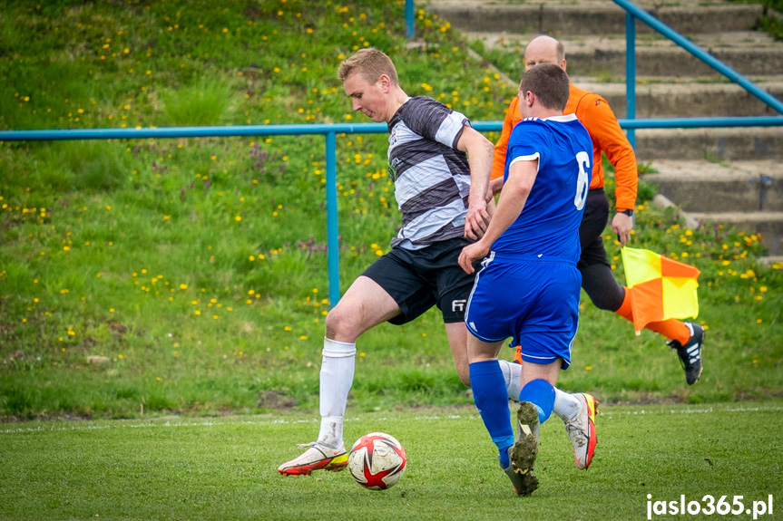 Tempo Nienaszów - Czarni 1910 Jasło 1:3