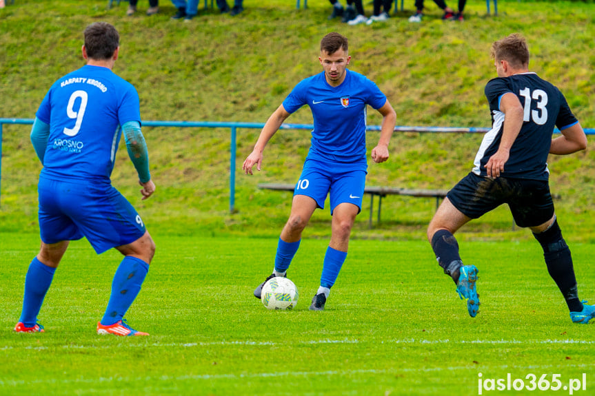 Tempo Nienaszów - Karpaty Krosno 0:5