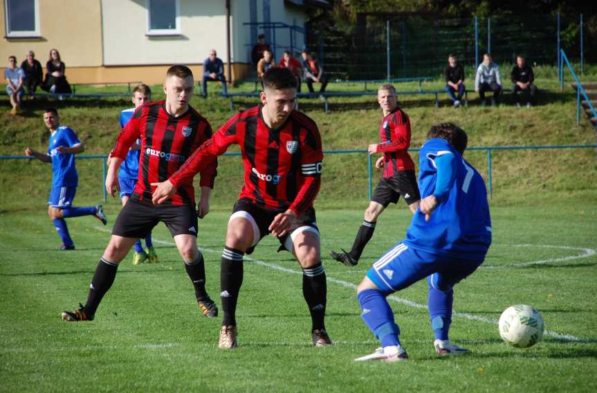 Tempo Nienaszów - Markiewicza Krosno 2-1