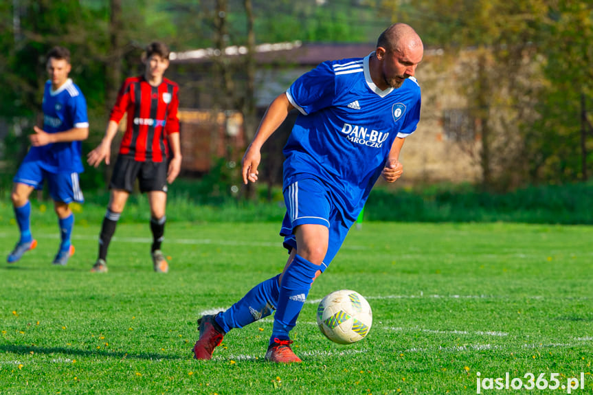 Tempo Nienaszów - Markiewicza Krosno 2:1