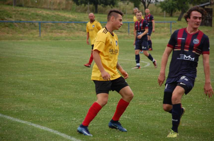 Tempo Nienaszów - Ostoja Kołaczyce 2-1