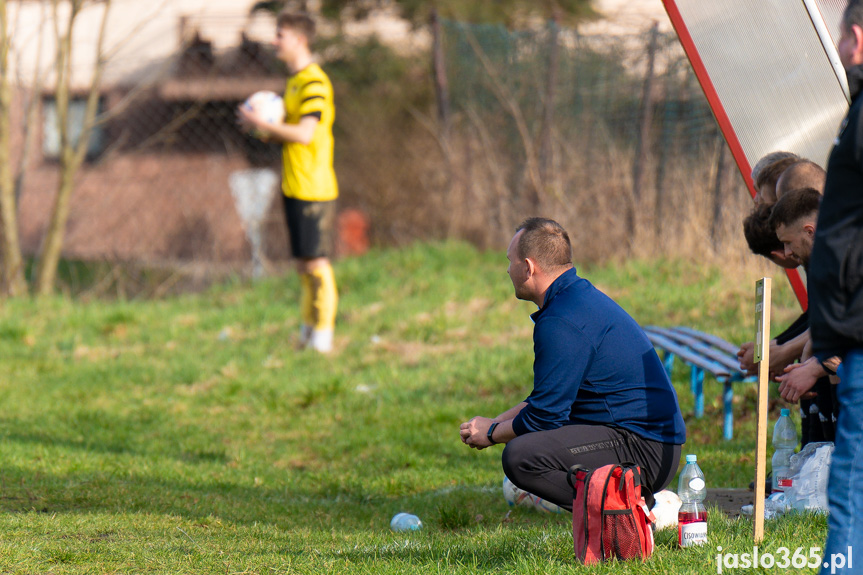 Tempo Nienaszów - Przełom Besko 1:1