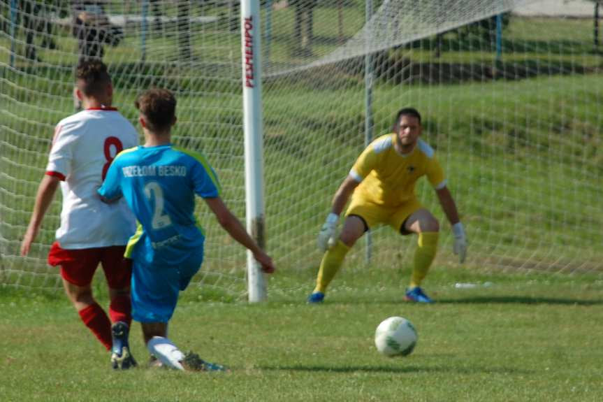 Tempo Nienaszów - Przełom Besko 4-3