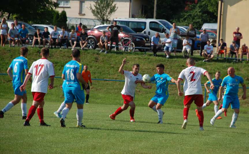 Tempo Nienaszów - Przełom Besko 4-3