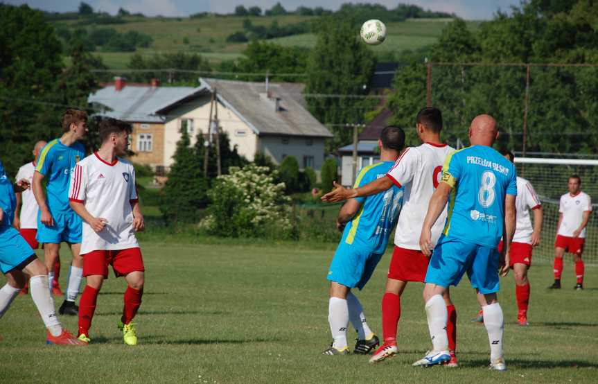 Tempo Nienaszów - Przełom Besko 4-3