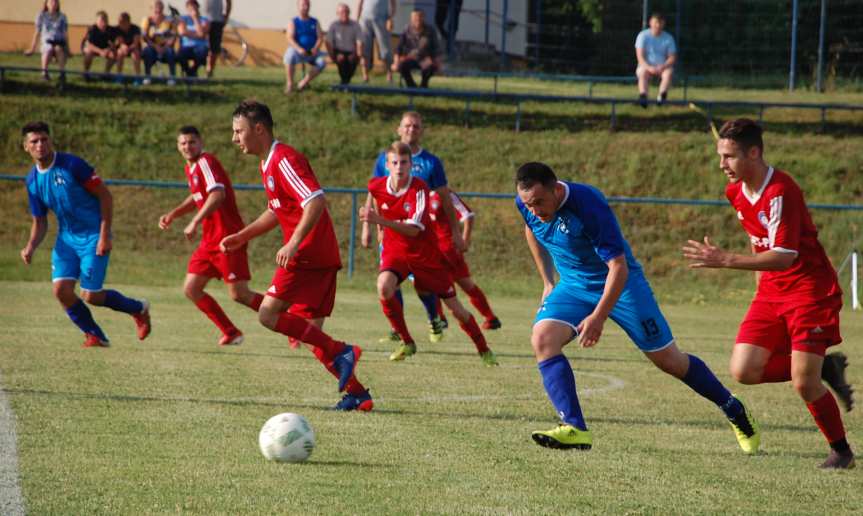 Tempo Nienaszów - Szarotka Uherce 4-2