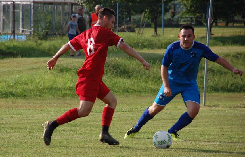 Tempo Nienaszów - Szarotka Uherce 4-2