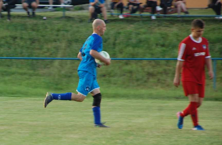 Tempo Nienaszów - Szarotka Uherce 4-2