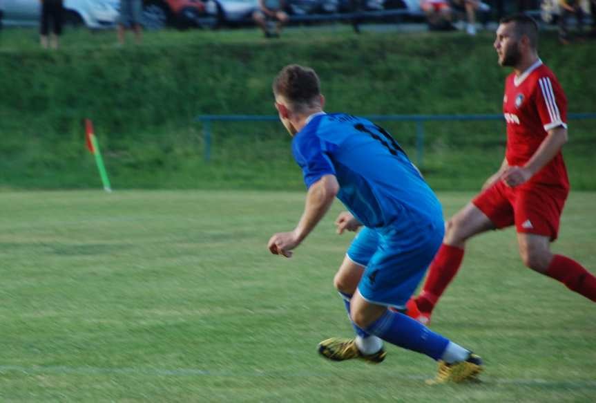 Tempo Nienaszów - Szarotka Uherce 4-2