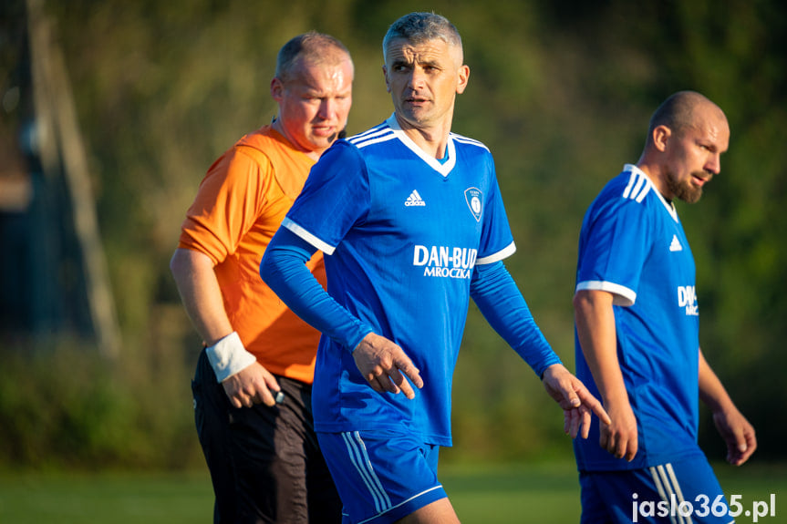 Tempo Nienaszów - Zamczysko Mrukowa 2:1