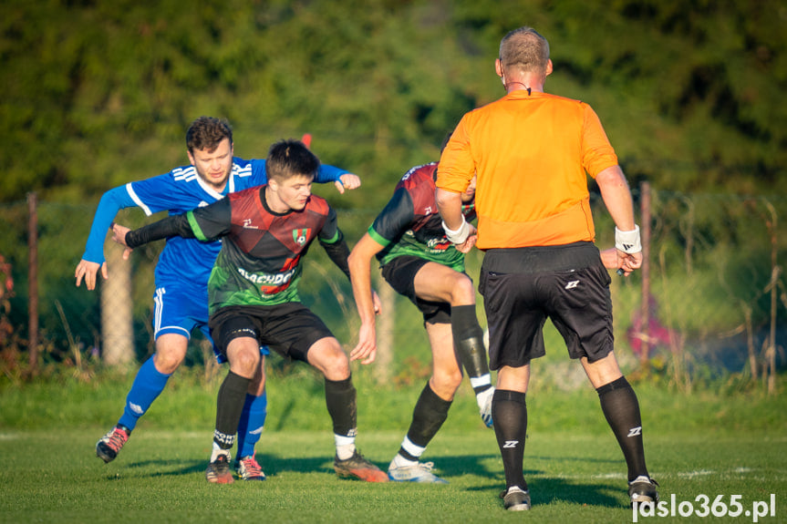 Tempo Nienaszów - Zamczysko Mrukowa 2:1