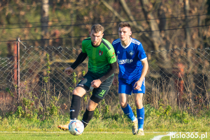 Tempo Nienaszów - Zamczysko Mrukowa 0:2