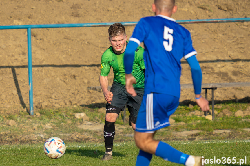 Tempo Nienaszów - Zamczysko Mrukowa 0:2