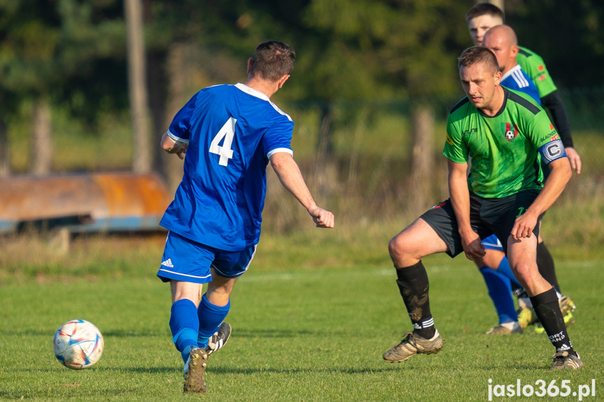 Tempo Nienaszów - Zamczysko Mrukowa 0:2