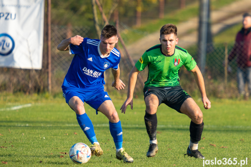 Tempo Nienaszów - Zamczysko Mrukowa 0:2