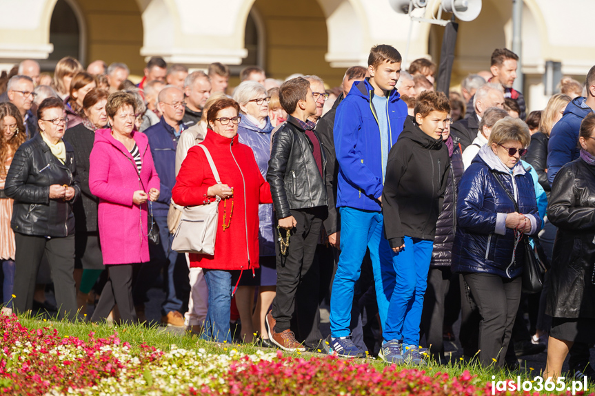 Ulicami Jasła przeszła krucjata różańcowa