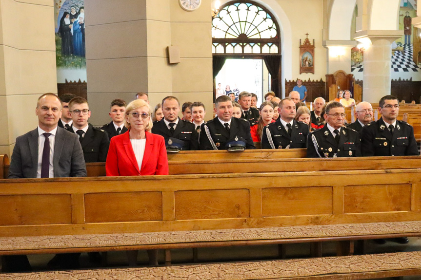 Uroczystości z okazji Dnia Strażaka w Cieklinie