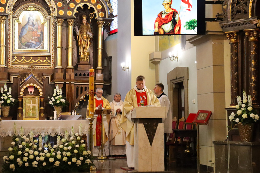 Uroczystości z okazji Dnia Strażaka w Cieklinie