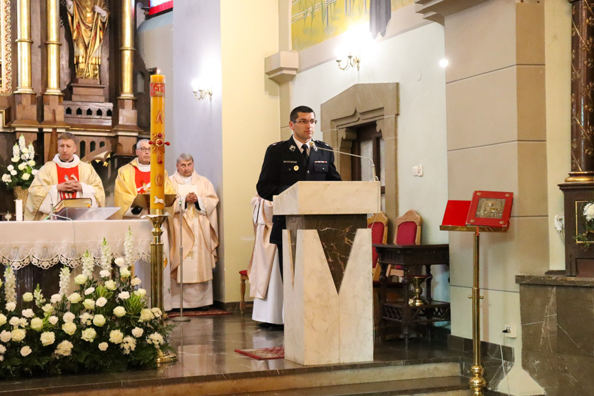 Uroczystości z okazji Dnia Strażaka w Cieklinie