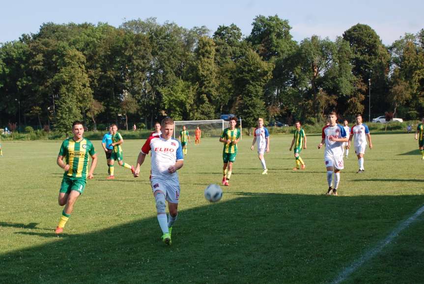 V liga krośnieńska. Mecz LKS Czeluśnica - Iskra Przysietnica 2-0