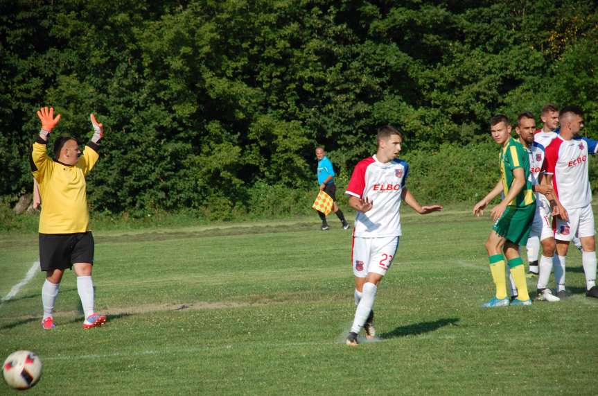 V liga krośnieńska. Mecz LKS Czeluśnica - Iskra Przysietnica 2-0