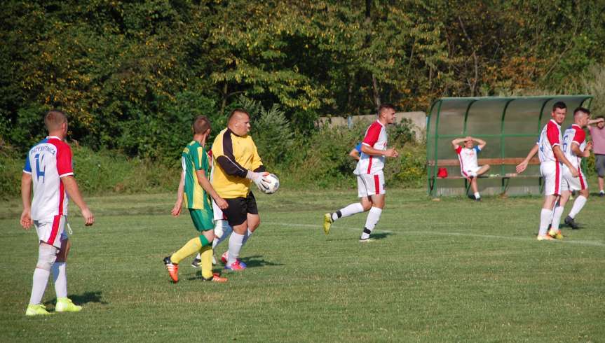 V liga krośnieńska. Mecz LKS Czeluśnica - Iskra Przysietnica 2-0