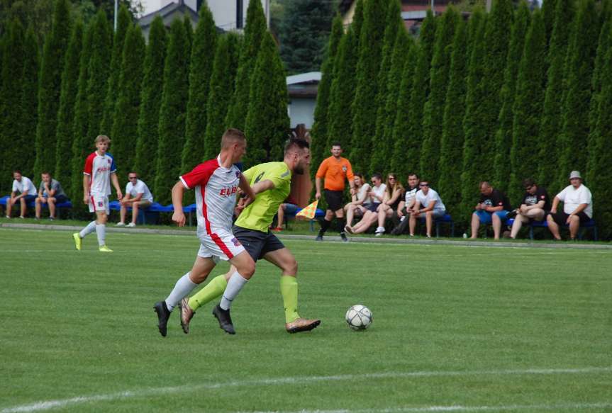 V liga krośnieńska. Mecz LKS Skołyszyn - Iskra Przysietnica