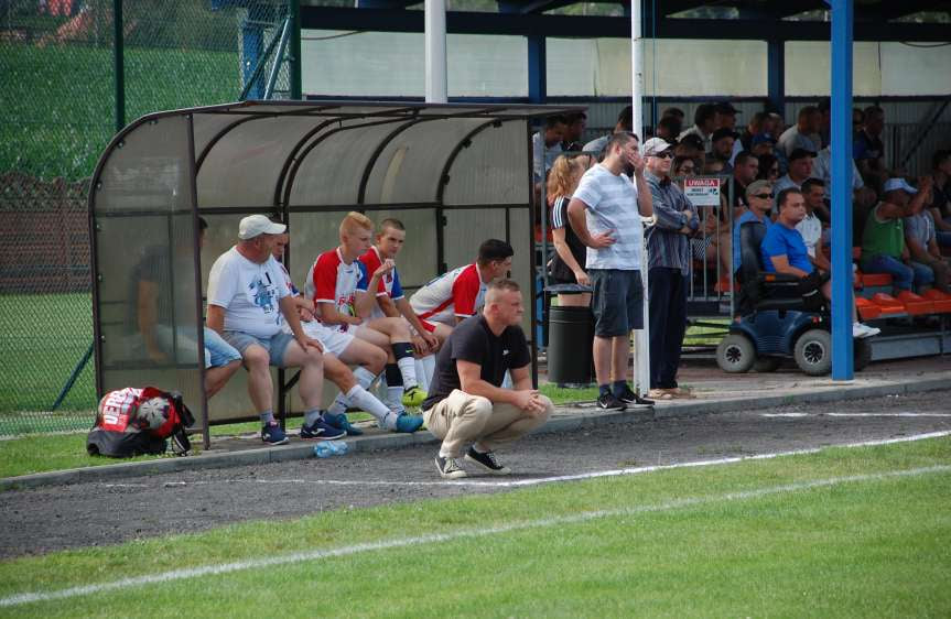 V liga krośnieńska. Mecz LKS Skołyszyn - Iskra Przysietnica