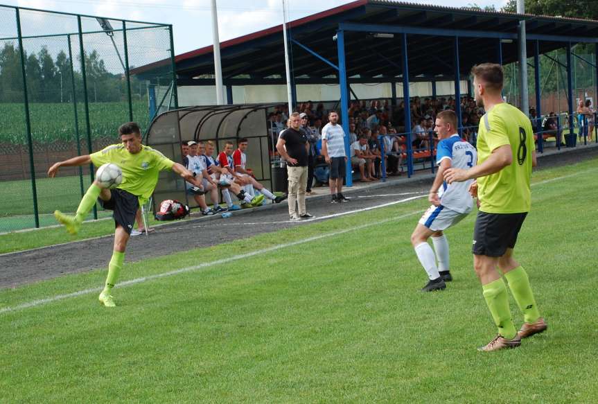 V liga krośnieńska. Mecz LKS Skołyszyn - Iskra Przysietnica