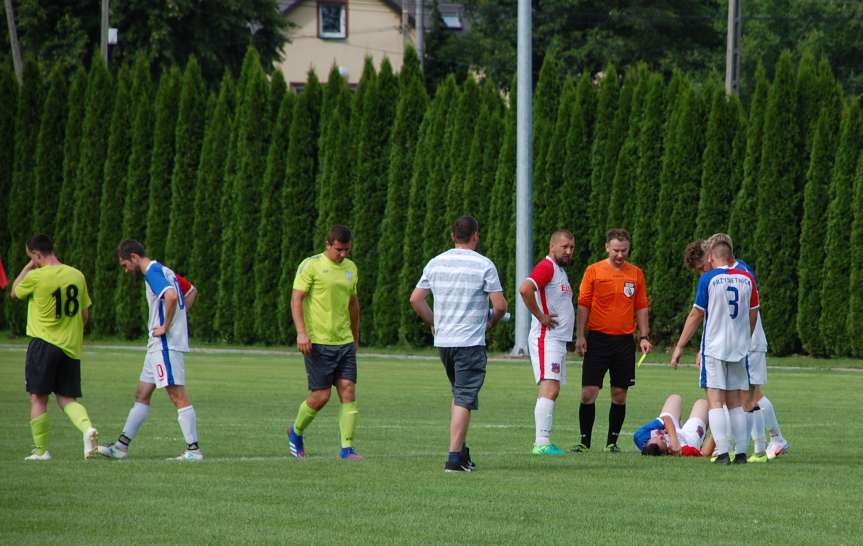 V liga krośnieńska. Mecz LKS Skołyszyn - Iskra Przysietnica