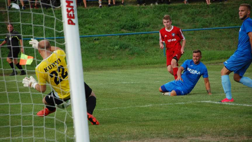 V liga krośnieńska. Mecz Tempo Nienaszów - LKS Skołyszyn 3-2