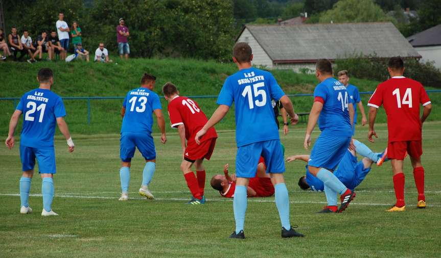 V liga krośnieńska. Mecz Tempo Nienaszów - LKS Skołyszyn 3-2