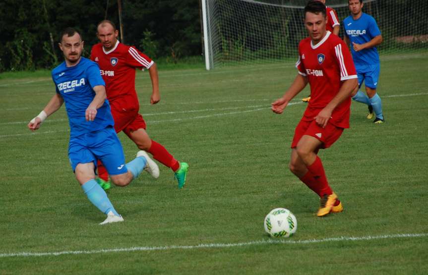 V liga krośnieńska. Mecz Tempo Nienaszów - LKS Skołyszyn 3-2